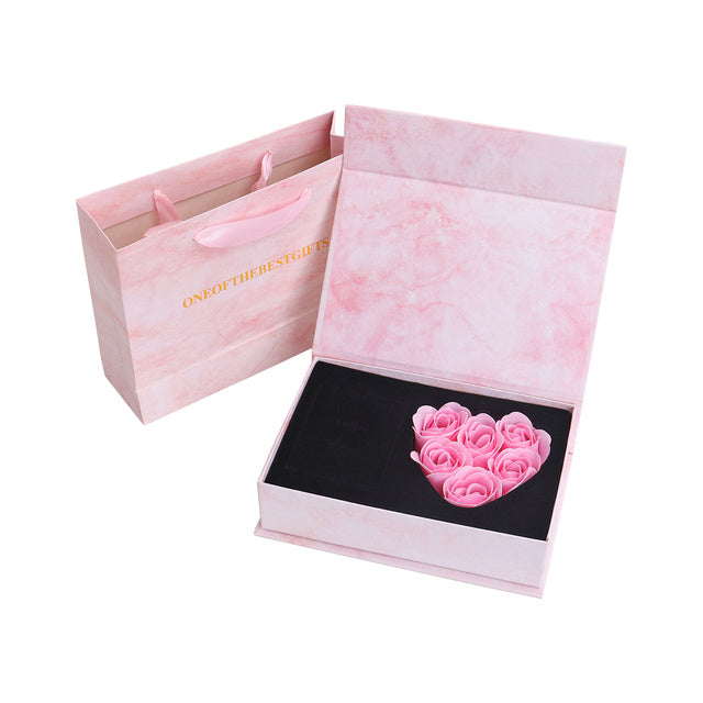 „Love & Roses Geschenkbox“ – Perfekt als Geschenk