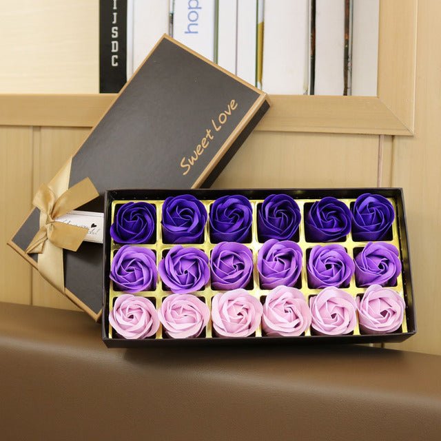 „Love & Roses Geschenkbox“ – Perfekt als Geschenk - TheLoveBoutique