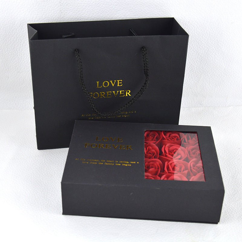 „Love & Roses Geschenkbox“ – Perfekt als Geschenk - TheLoveBoutique