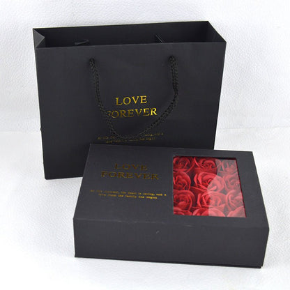 „Love & Roses Geschenkbox“ – Perfekt als Geschenk - TheLoveBoutique